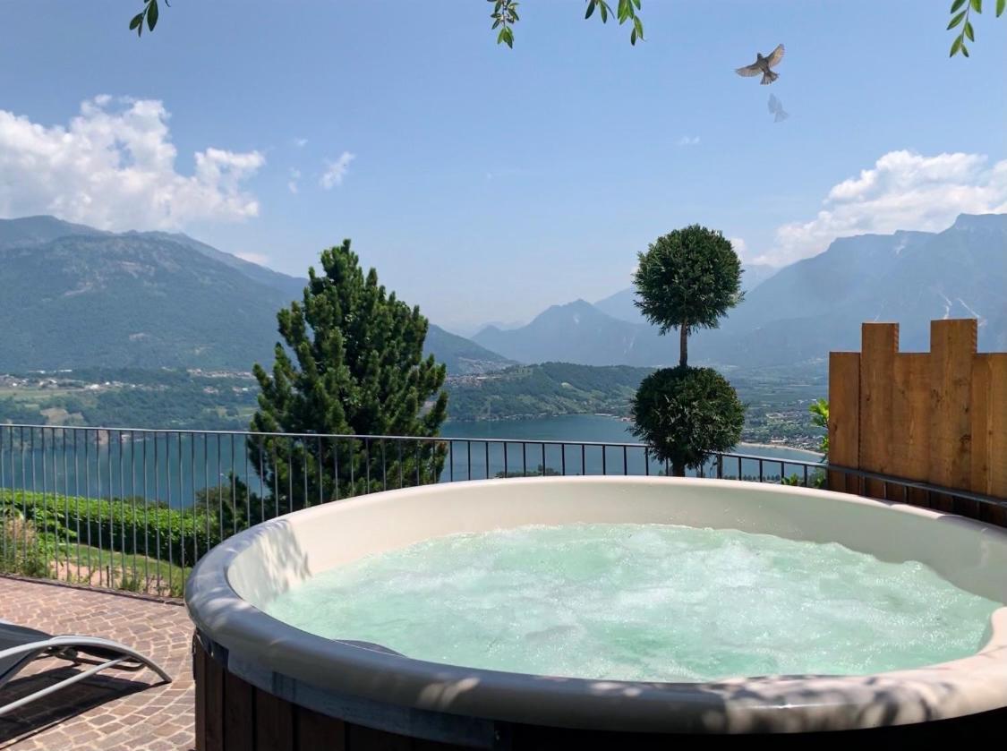 Alpinlake Lodge & Wellness Bosentino エクステリア 写真